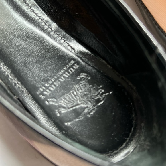 Authentic Burberry Nova Check Flats 35 - Picture 2 of 4